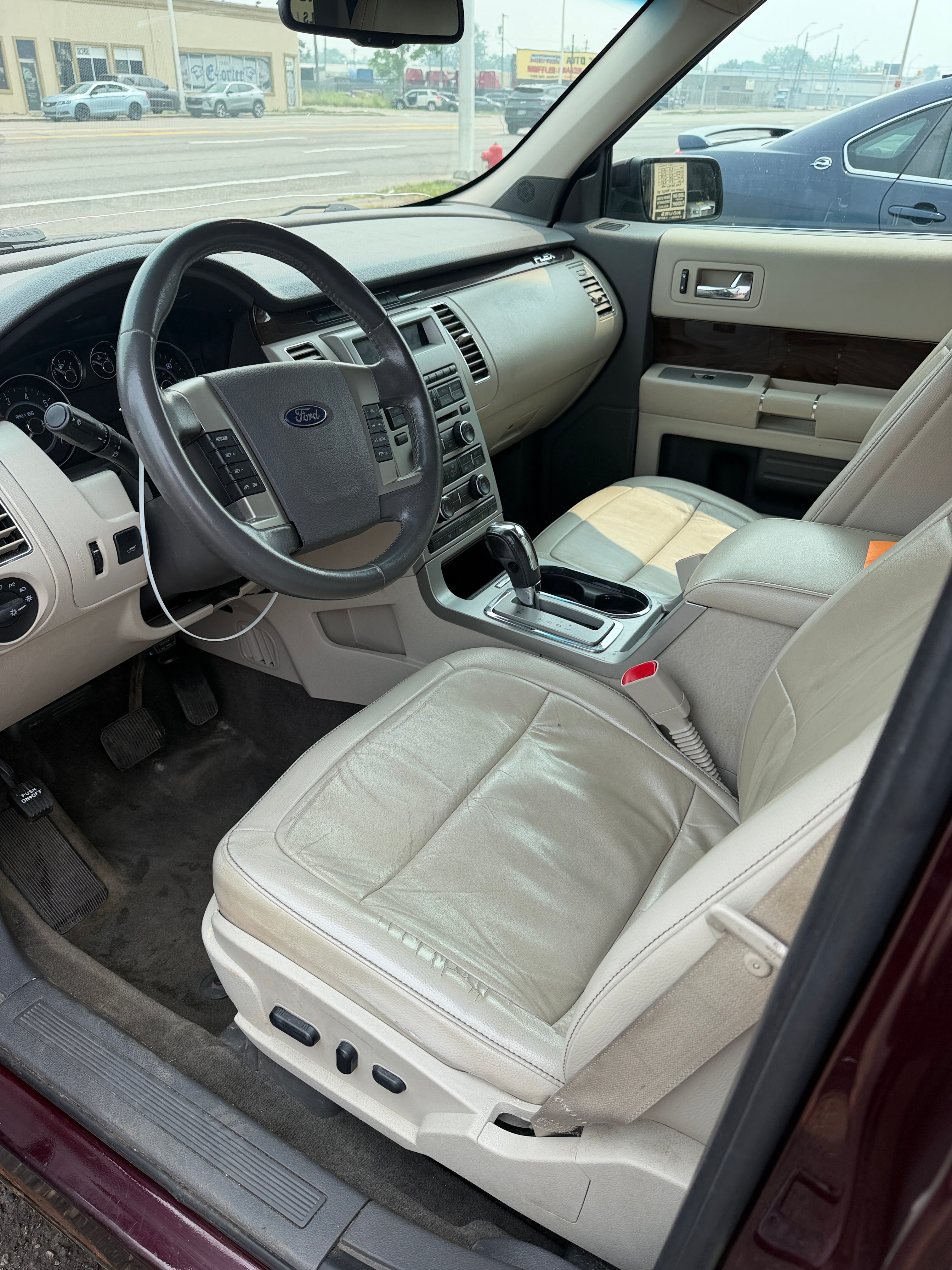 Ford flex mid size suv