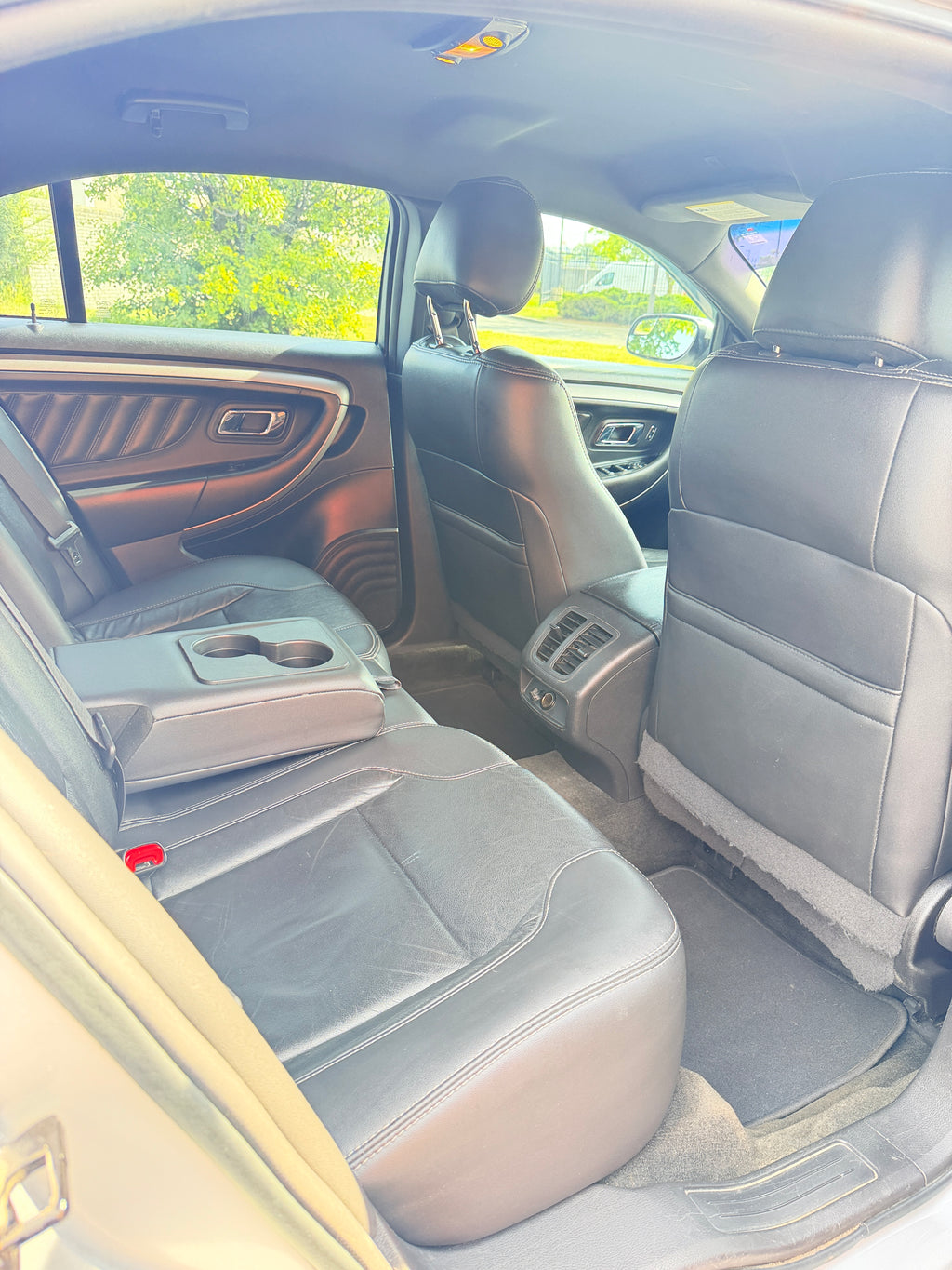 Ford Taurus full size